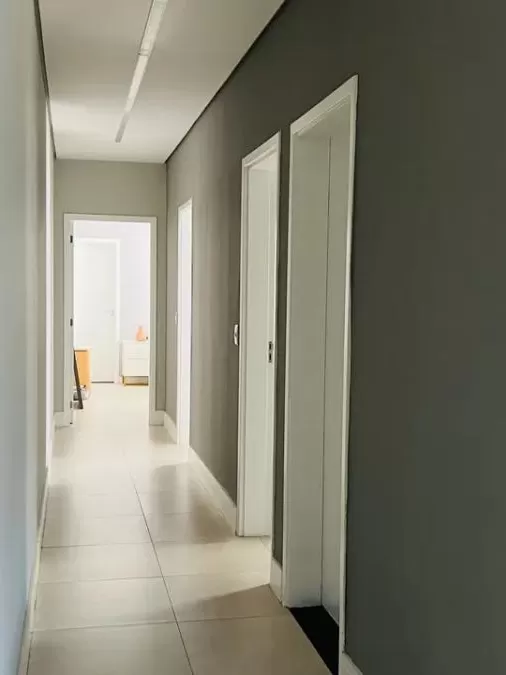 Casa Térrea à Venda com 3 quartos sendo 1 suíte, escritório e piscina privativa, 130m² em Sorocaba/SP no Condomínio Reserva Ipanema