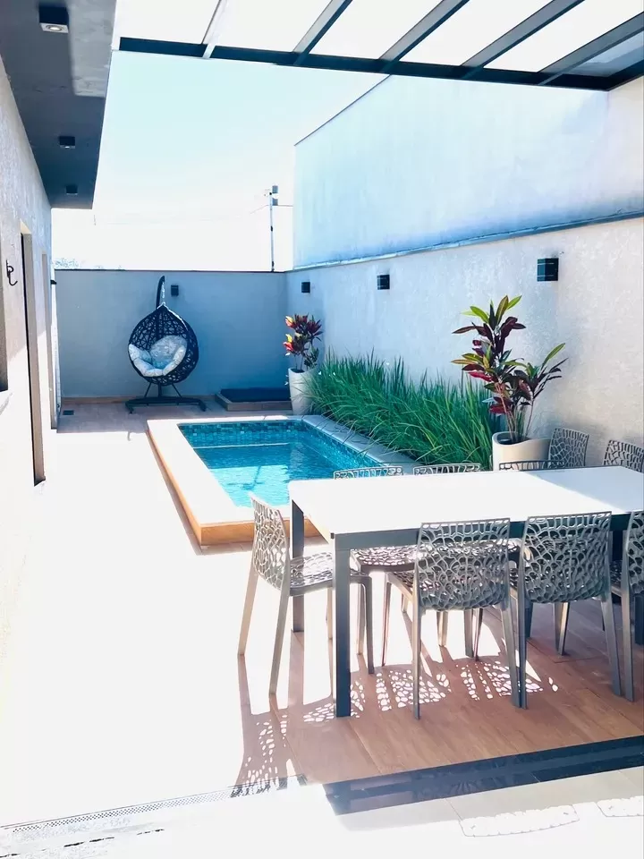 Casa Térrea à Venda com 3 quartos sendo 1 suíte, escritório e piscina privativa, 130m² em Sorocaba/SP no Condomínio Reserva Ipanema