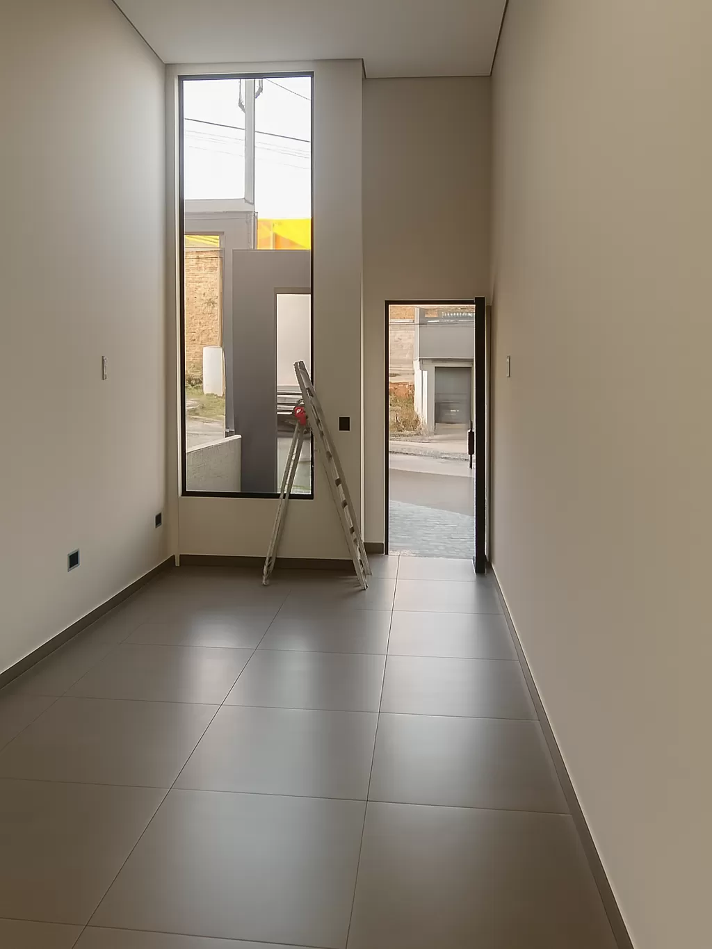 Casa Térrea à Venda com 3 quartos sendo 1 suíte e piscina, 114m² em Sorocaba/SP no Condomínio Horto Florestal Villagio