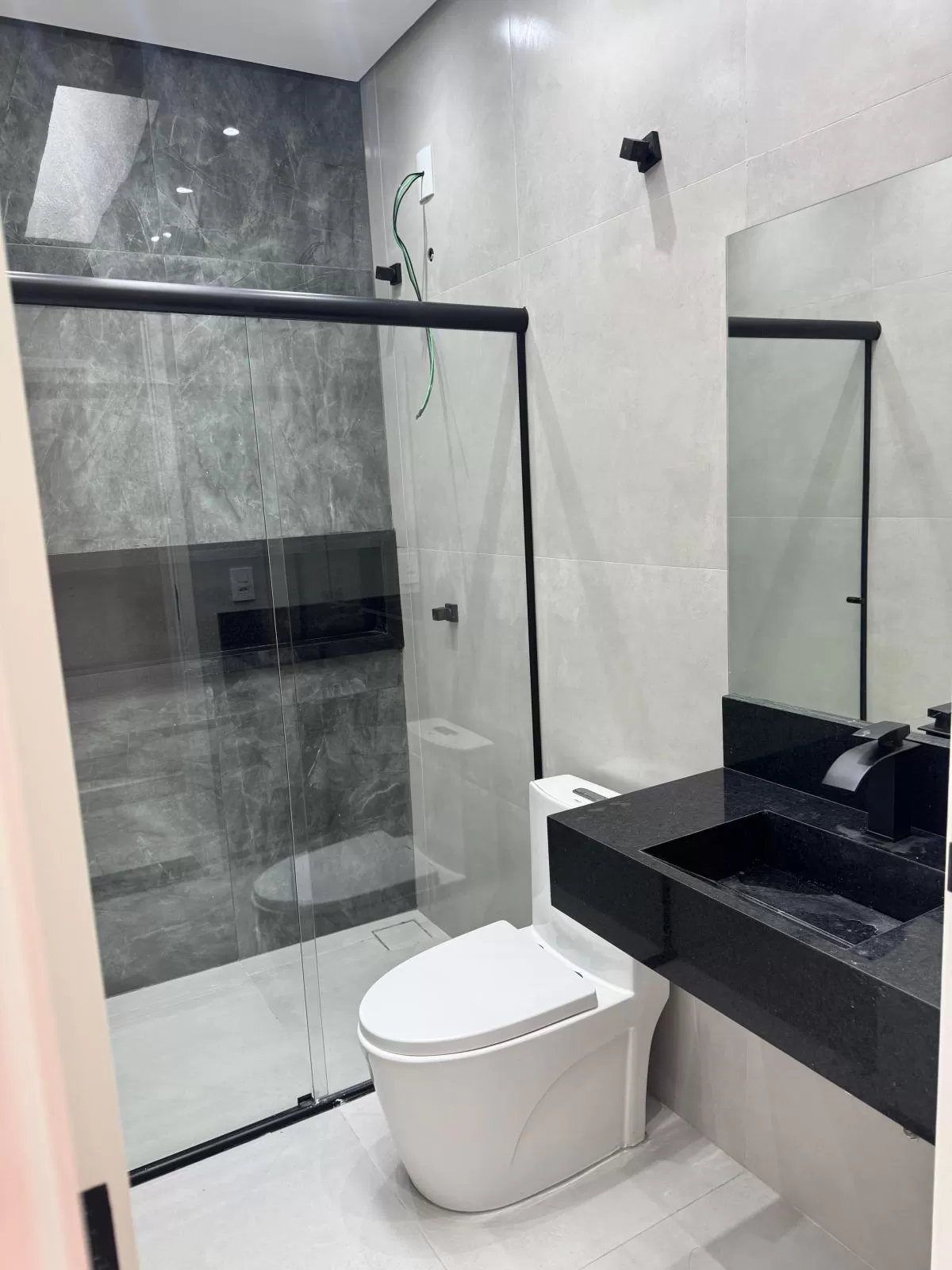 Casa Térrea à Venda com 3 dormitórios sendo 1 suíte e escritório, 140m² em Sorocaba/SP no Condomínio Reserva Ipanema