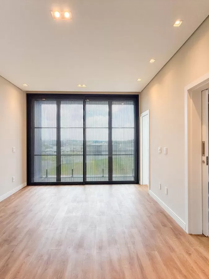 Casa de Alto Padrão à Venda com 5 suítes e área gourmet com piscina, 407m² no Condomínio Alphaville Nova Esplanada em Votorantim/SP