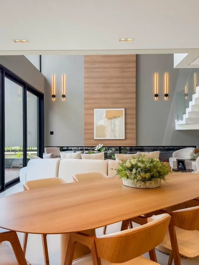 Casa de Alto Padrão à Venda com 5 suítes e área gourmet com piscina, 407m² no Condomínio Alphaville Nova Esplanada em Votorantim/SP