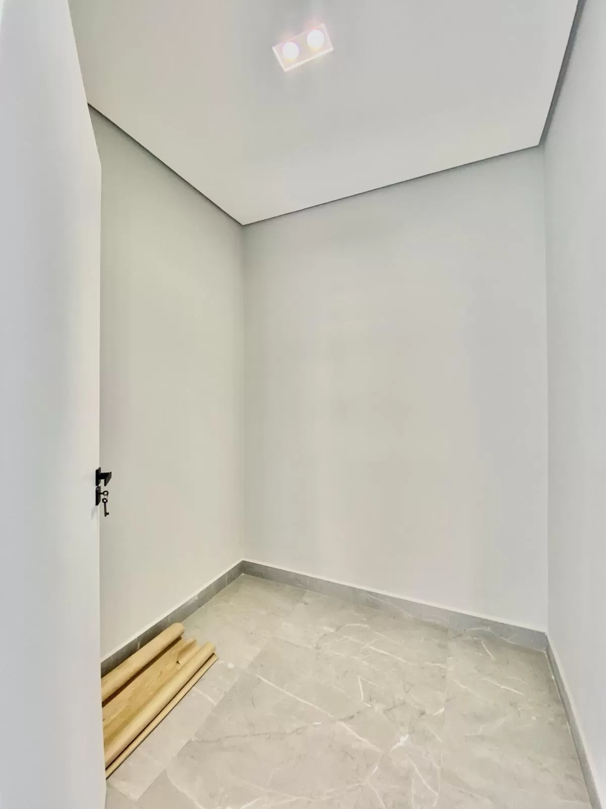 Casa Térrea à Venda com 3 suítes sendo 1 master e escritório, 200m² no Condomínio Cyrela Landscape em Votorantim/SP