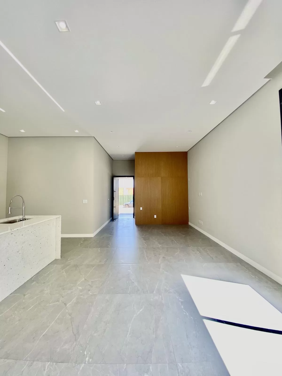 Casa Térrea à Venda com 3 suítes sendo 1 master e escritório, 200m² no Condomínio Cyrela Landscape em Votorantim/SP