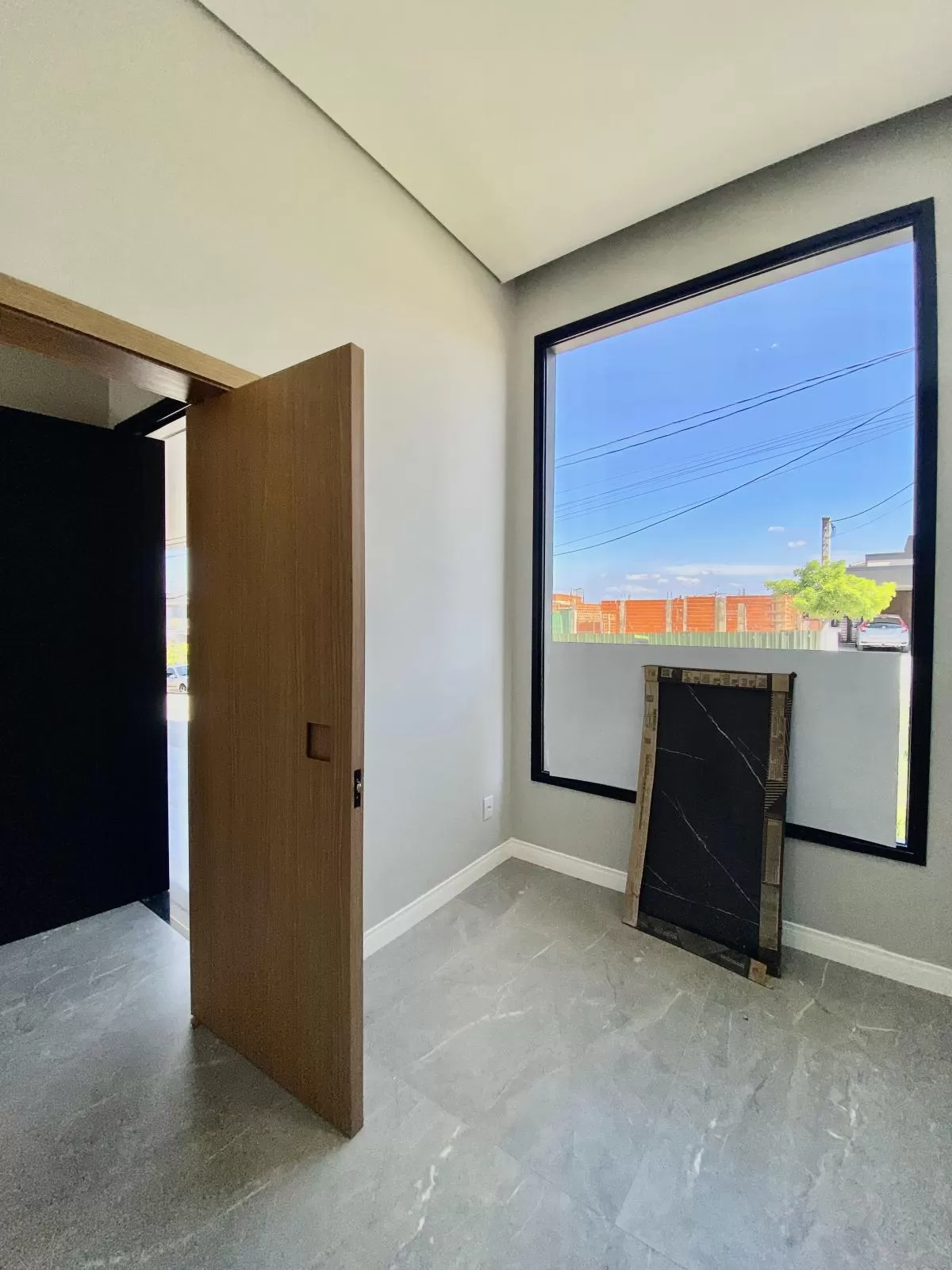 Casa Térrea à Venda com 3 suítes sendo 1 master e escritório, 200m² no Condomínio Cyrela Landscape em Votorantim/SP