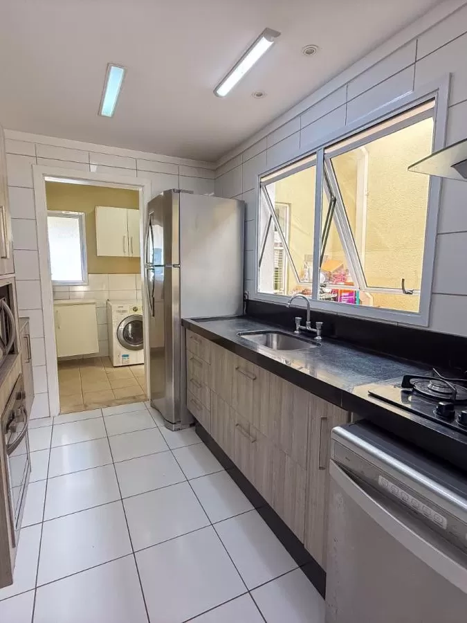 Casa à Venda no Parque Campolim com 3 quartos sendo 1 suíte e área gourmet com churrasqueira, 175m² no Condomínio Villa Campolim em Sorocaba/SP