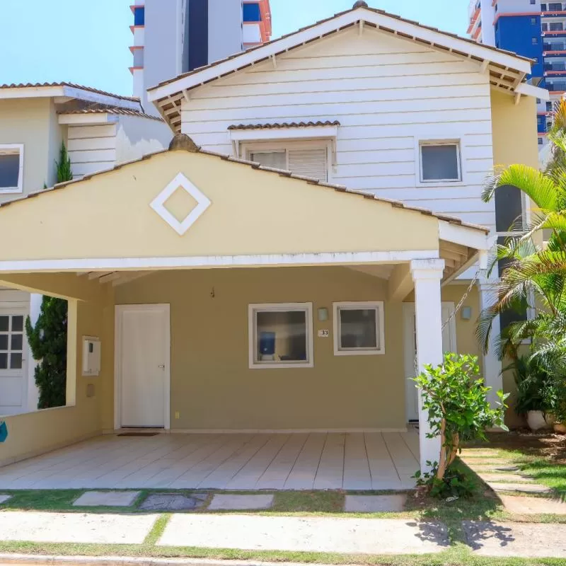 Casa à Venda no Parque Campolim com 3 quartos sendo 1 suíte e área gourmet com churrasqueira, 175m² no Condomínio Villa Campolim em Sorocaba/SP