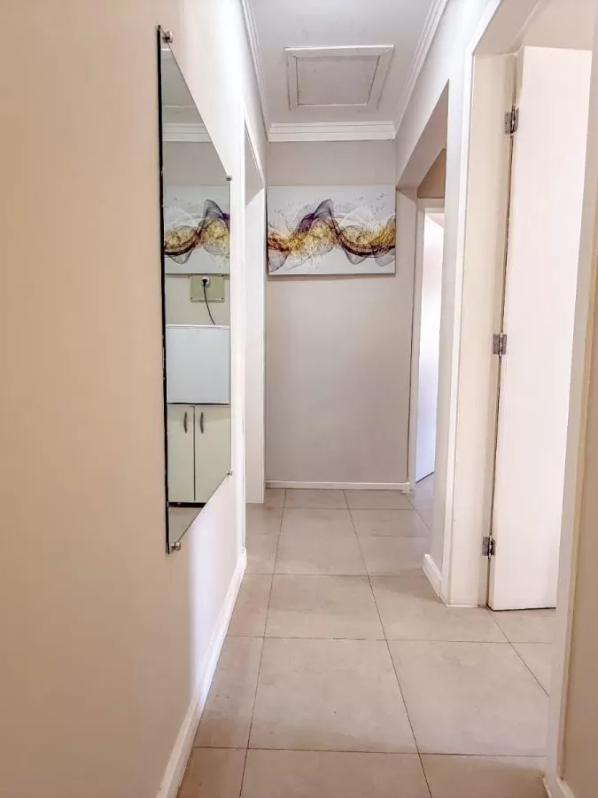 Casa à Venda no Parque Campolim com 3 quartos sendo 1 suíte e área gourmet com churrasqueira, 175m² no Condomínio Villa Campolim em Sorocaba/SP