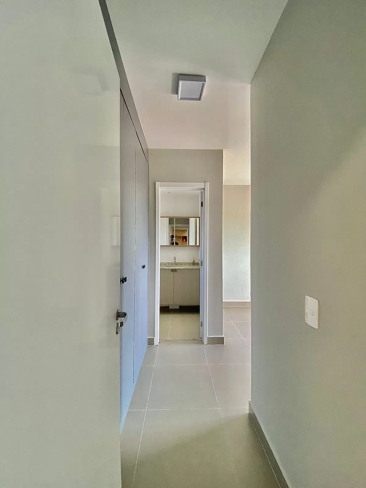 Apartamento Mobiliado à Venda ao lado do Shopping Iguatemi com 3 dormitórios e móveis planejados, 97m² no Condomínio Atmo em Votorantim/SP