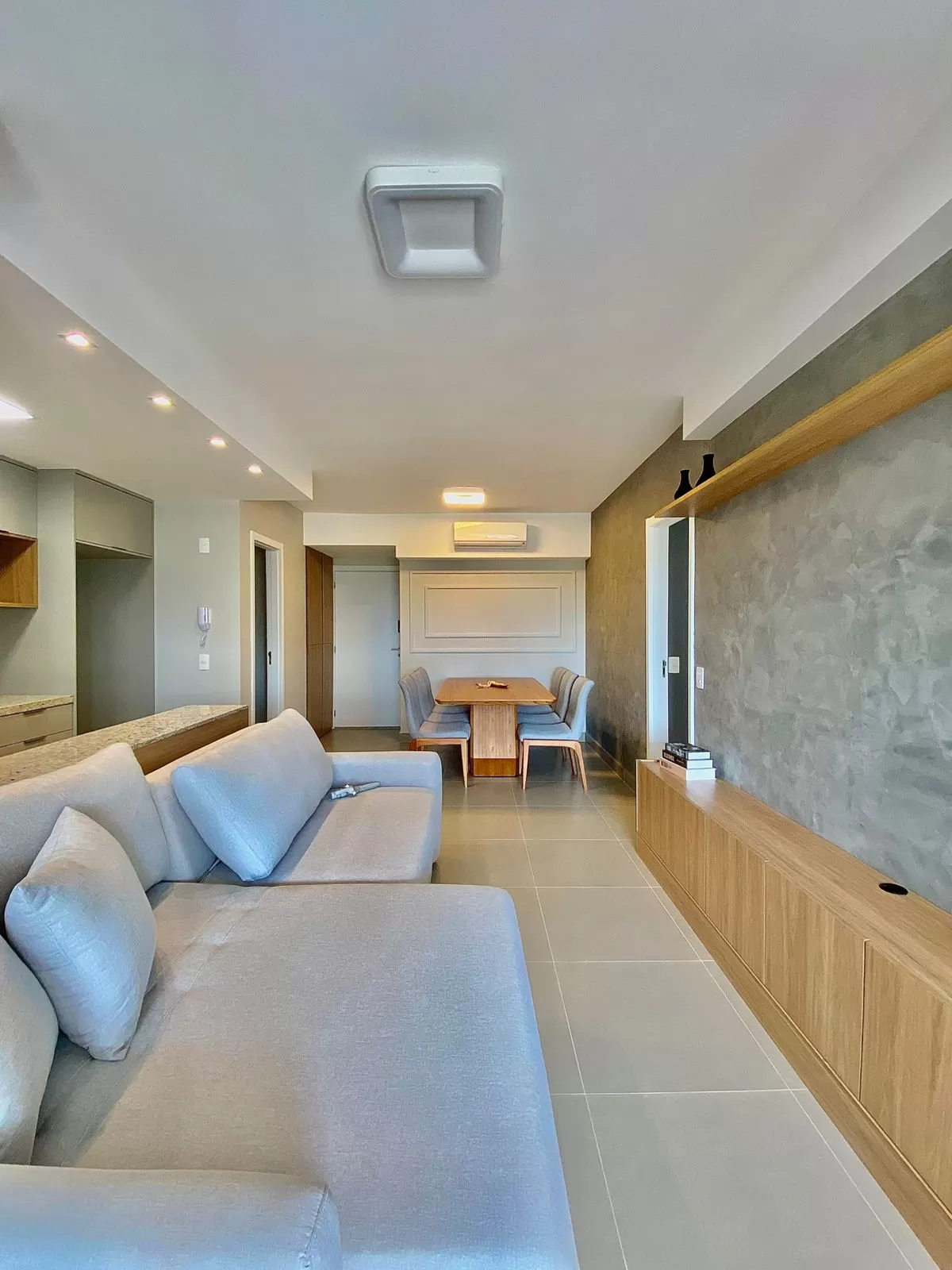 Apartamento Mobiliado à Venda ao lado do Shopping Iguatemi com 3 dormitórios e móveis planejados, 97m² no Condomínio Atmo em Votorantim/SP