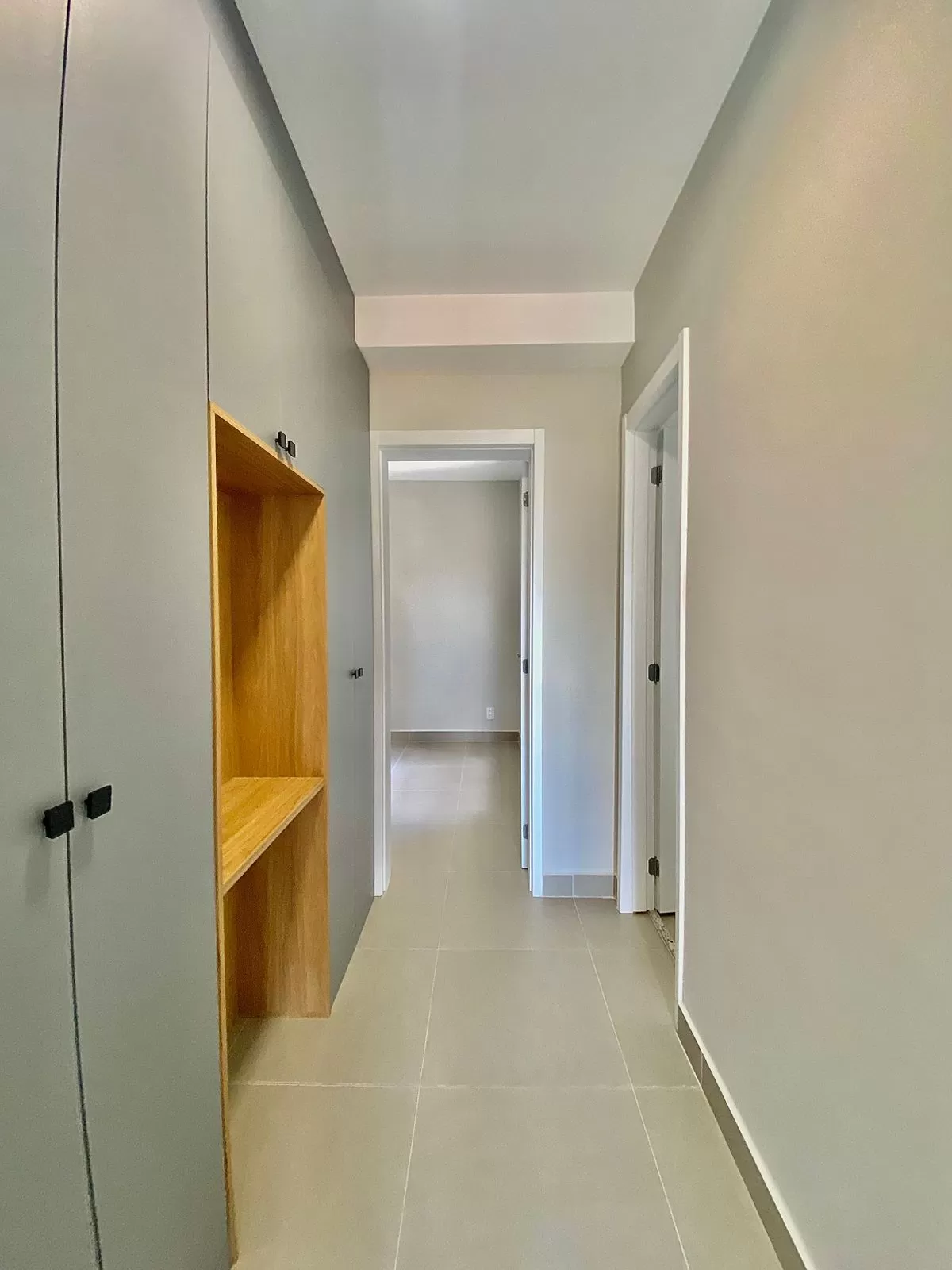 Apartamento Mobiliado à Venda ao lado do Shopping Iguatemi com 3 dormitórios e móveis planejados, 97m² no Condomínio Atmo em Votorantim/SP