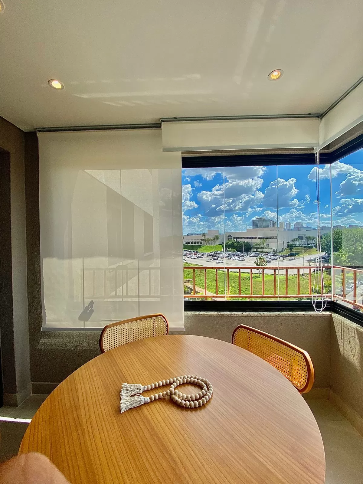 Apartamento Mobiliado à Venda ao lado do Shopping Iguatemi com 3 dormitórios e móveis planejados, 97m² no Condomínio Atmo em Votorantim/SP