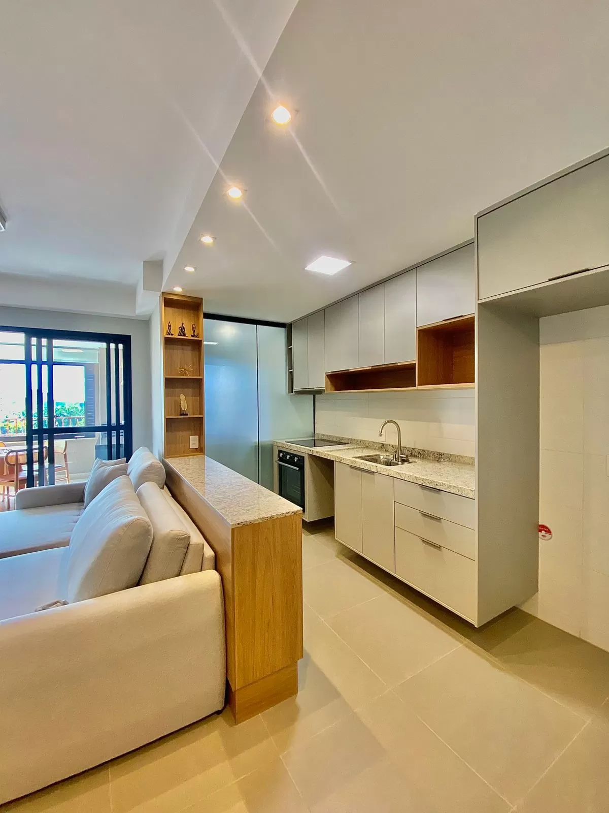 Apartamento Mobiliado à Venda ao lado do Shopping Iguatemi com 3 dormitórios e móveis planejados, 97m² no Condomínio Atmo em Votorantim/SP