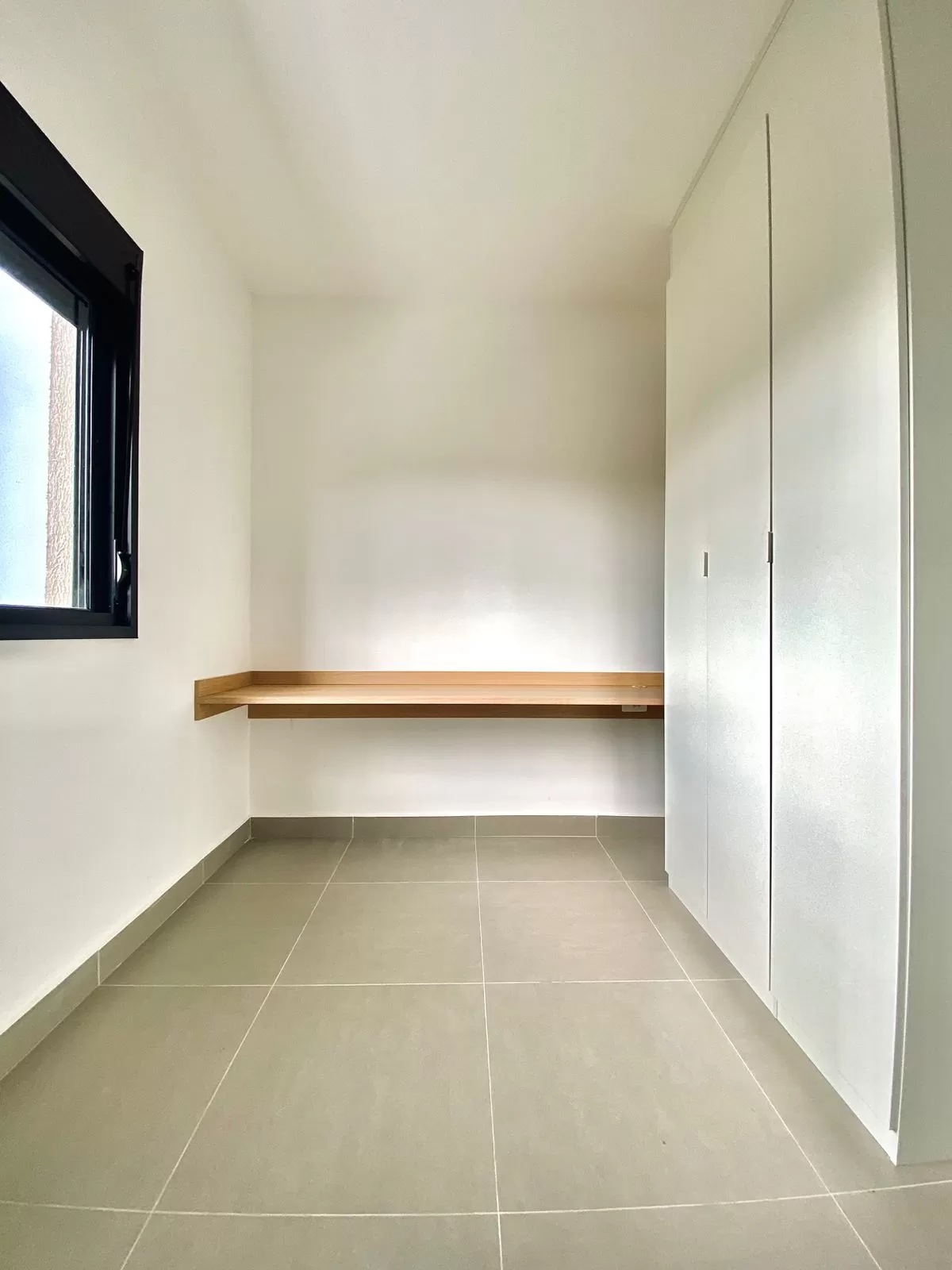 Apartamento à Venda com 2 dormitórios sendo 1 suíte e móveis planejados, 67m² no Condomínio Atmo Bild em Votorantim/SP