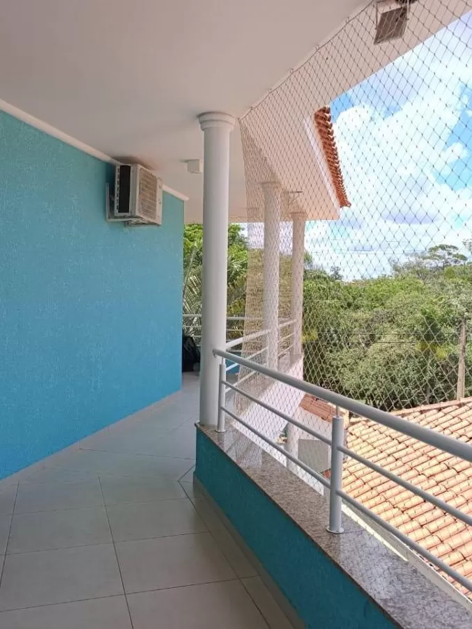 Casa à Venda e Locação com 3 suítes, sala de TV, escritório, academia e gourmet com piscina, 498m² no Condomínio Village Saint Claire em Sorocaba/SP