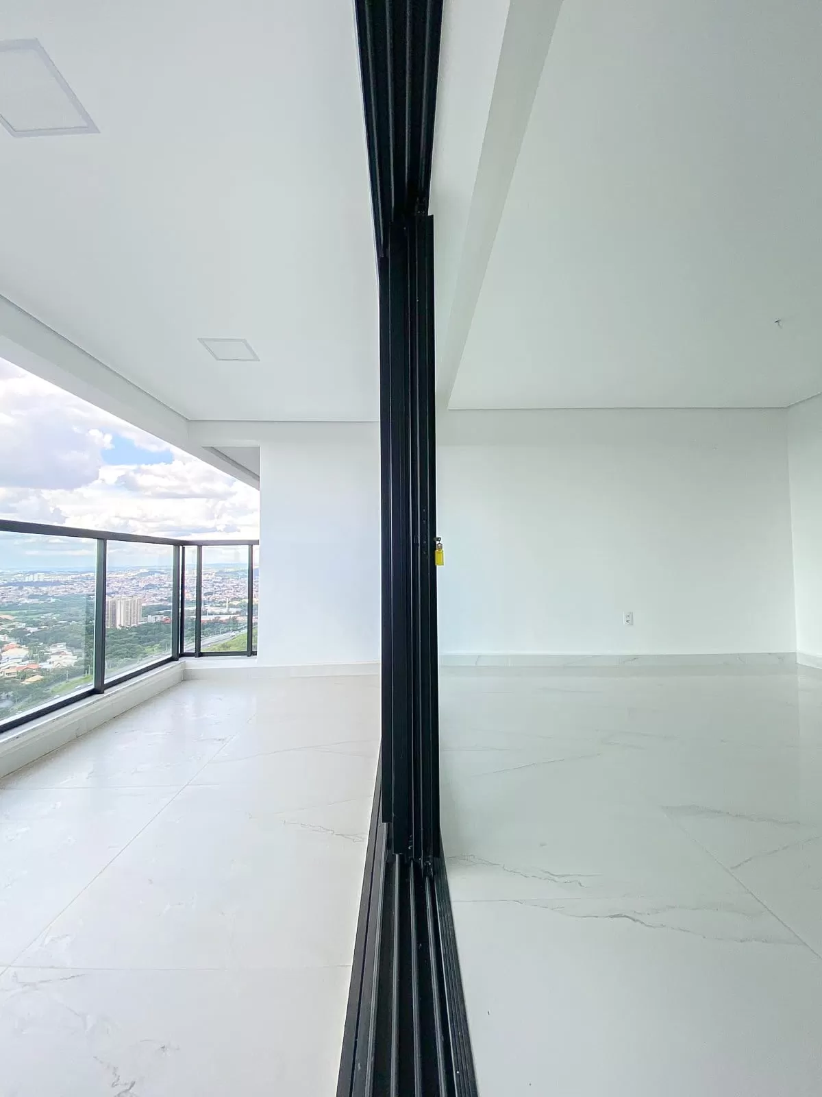 Apartamento à Venda com 3 suítes, vista privilegiada e localização excelente, 104m² no Condomínio Best View Campolim em Sorocaba/SP