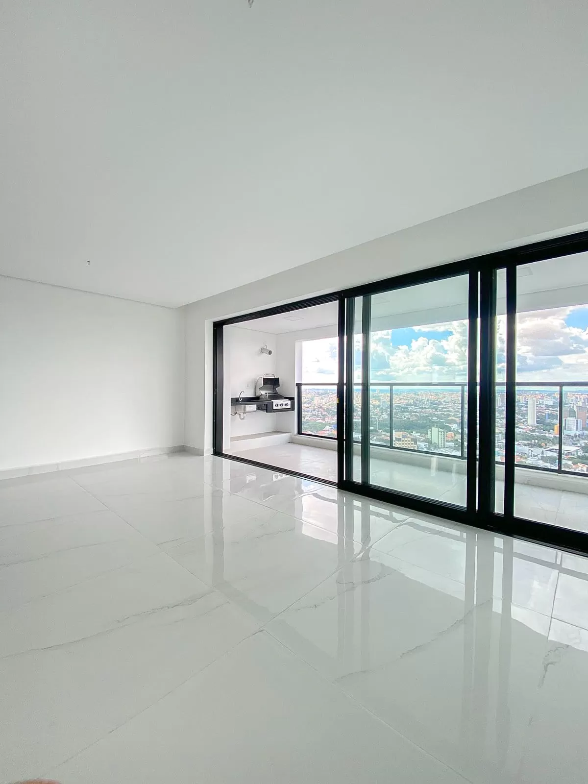 Apartamento à Venda com 3 suítes, vista privilegiada e localização excelente, 104m² no Condomínio Best View Campolim em Sorocaba/SP