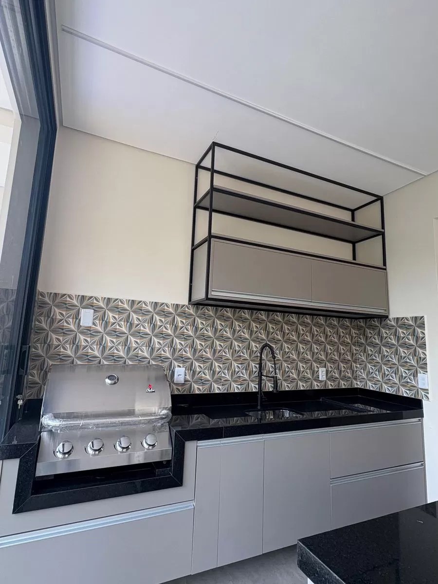 Sobrado à Venda com 4 suítes, escritório e piscina, 306m² no Condomínio Cyrela Landscape em Votorantim/SP