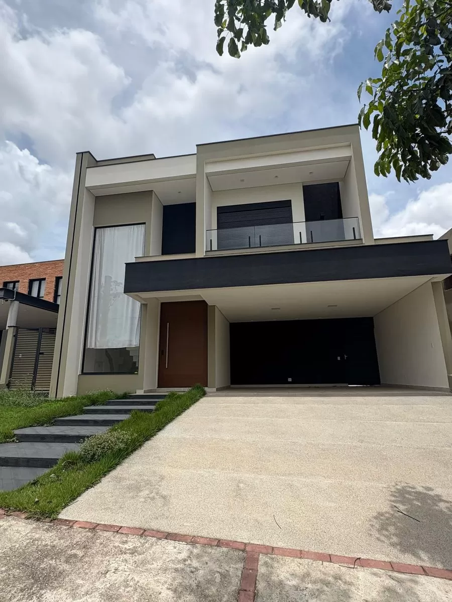 Sobrado à Venda com 4 suítes, escritório e piscina, 306m² no Condomínio Cyrela Landscape em Votorantim/SP