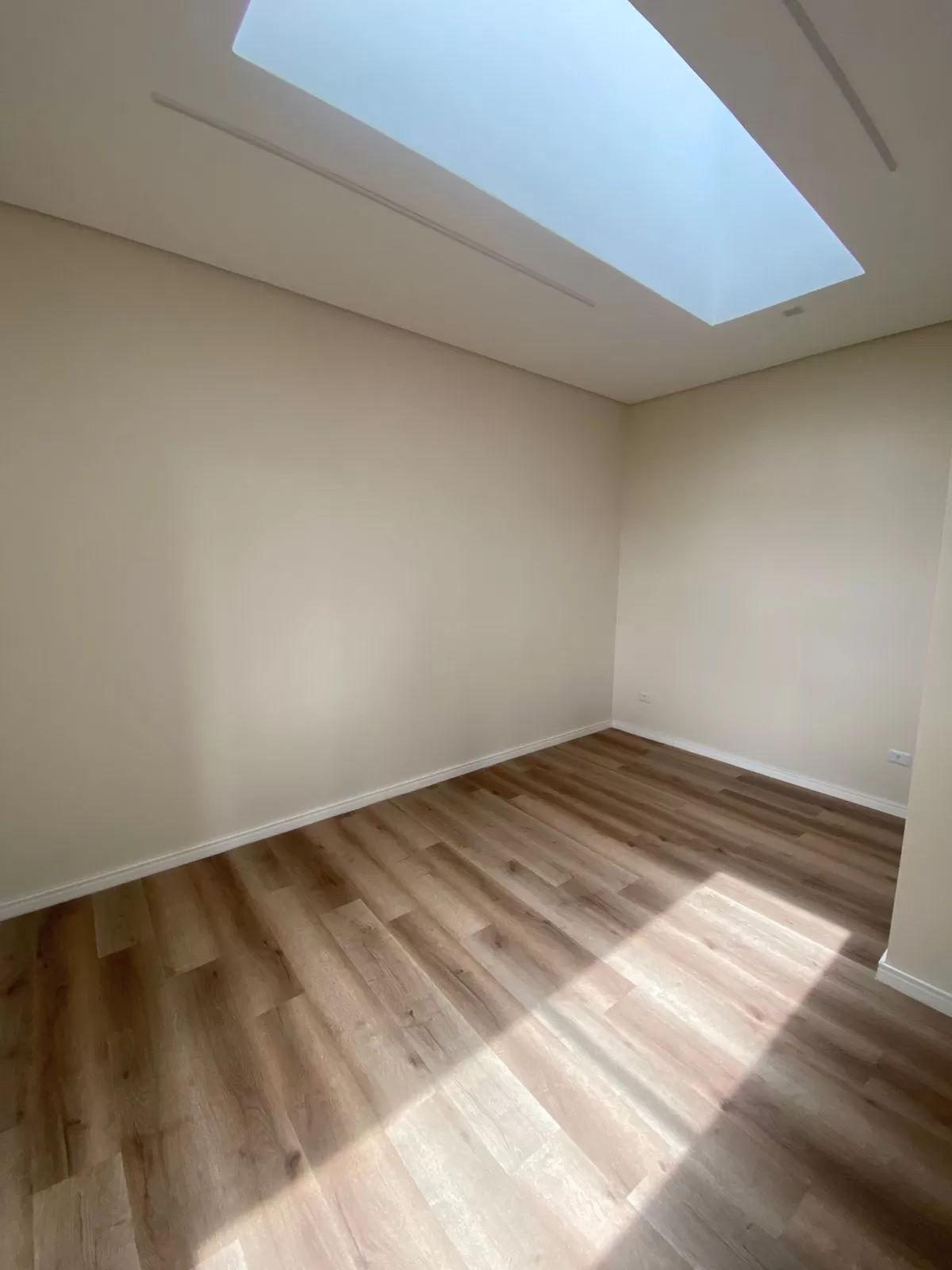 Sobrado à Venda com 4 suítes, escritório e piscina, 306m² no Condomínio Cyrela Landscape em Votorantim/SP