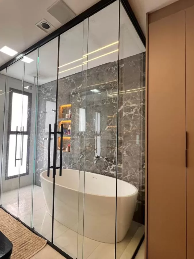 Sobrado à Venda Mobiliado com 3 suítes sendo 1 suíte master e piscina aquecida, 290m² no Condomínio Cyrela Landscape em Votorantim/SP