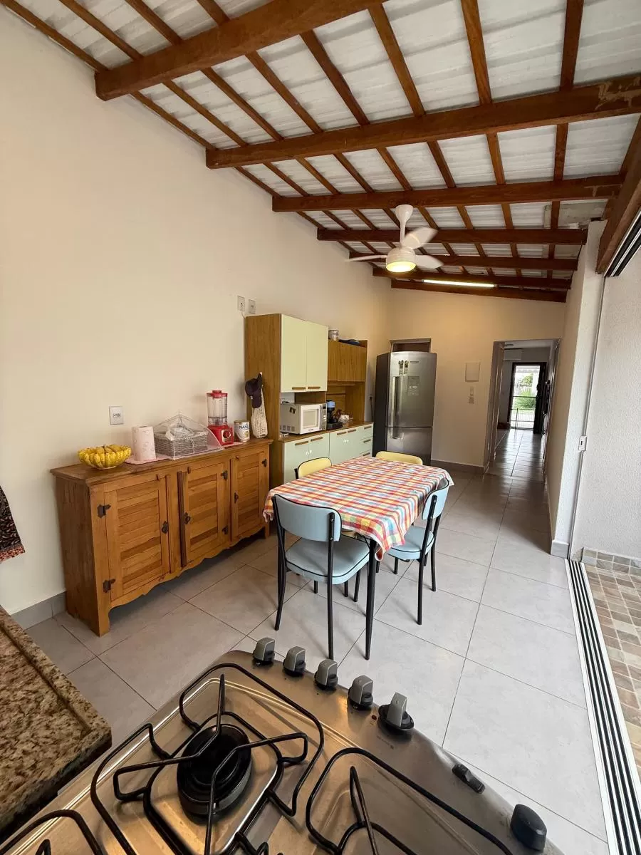 Casa à Venda Mobiliada com 3 dormitórios e localização privilegiada, 100m² no Condomínio Residencial Estoril em Sorocaba/SP