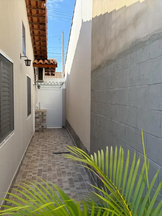 Casa à Venda Mobiliada com 3 dormitórios e localização privilegiada, 100m² no Condomínio Residencial Estoril em Sorocaba/SP