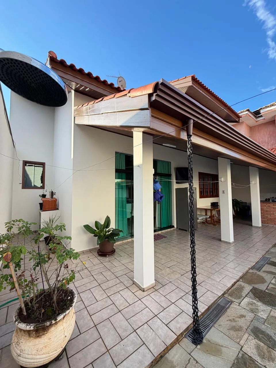 Sobrado à Venda com 3 suítes, escritório e área gourmet com piscina, 266m² no Condomínio Granja Olga II em Sorocaba/SP