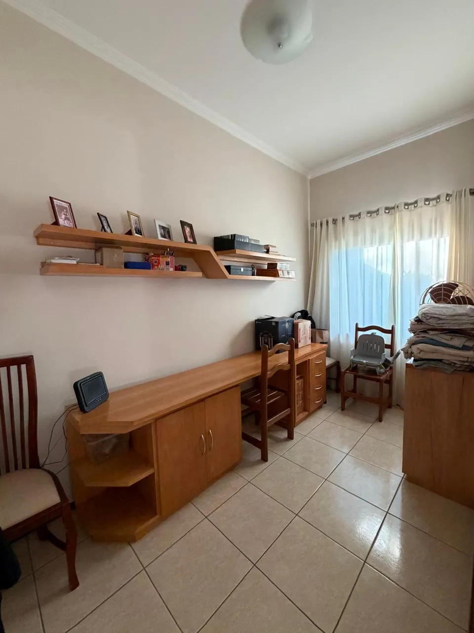 Sobrado à Venda com 3 suítes, escritório e área gourmet com piscina, 266m² no Condomínio Granja Olga II em Sorocaba/SP