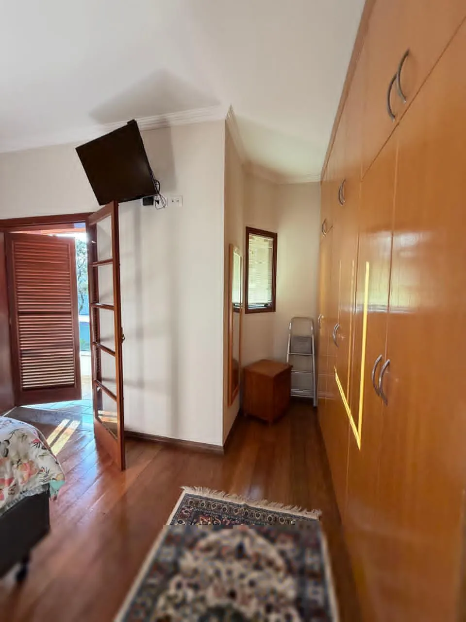 Sobrado à Venda com 3 suítes, escritório e área gourmet com piscina, 266m² no Condomínio Granja Olga II em Sorocaba/SP