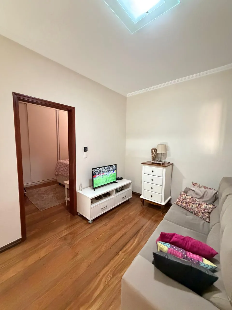 Sobrado à Venda com 3 suítes, escritório e área gourmet com piscina, 266m² no Condomínio Granja Olga II em Sorocaba/SP