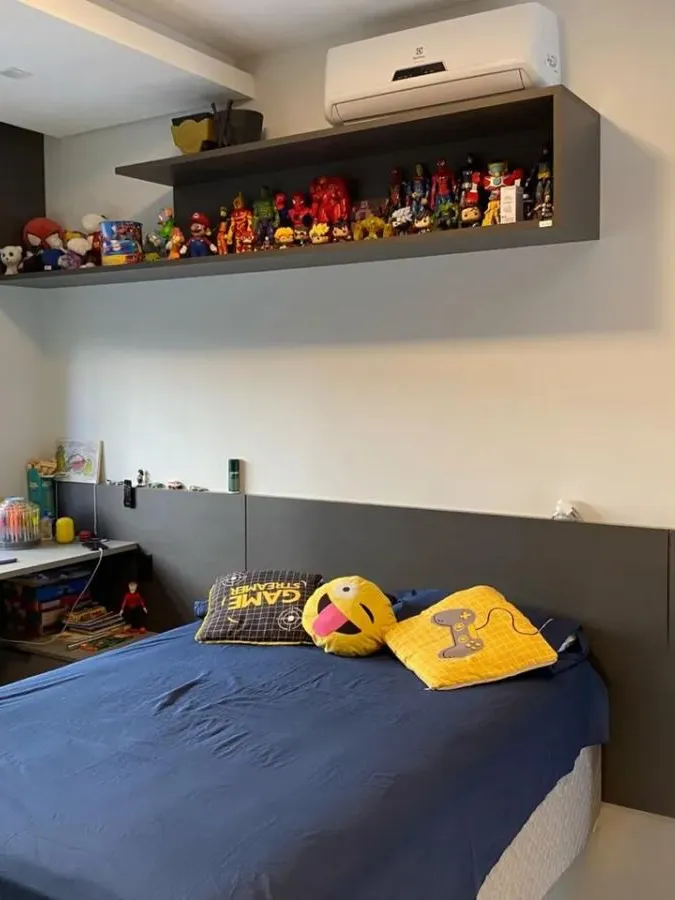 Casa à Venda Mobiliada com 3 suítes, piscina incrível e vista para área preservada, 330m² no Condomínio Alphaville Nova Esplanada 1 em Votorantim/SP 