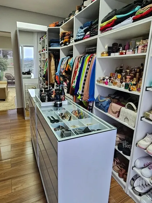 Sobrado com 3 Suítes à Venda no Terras de São Francisco em Sorocaba