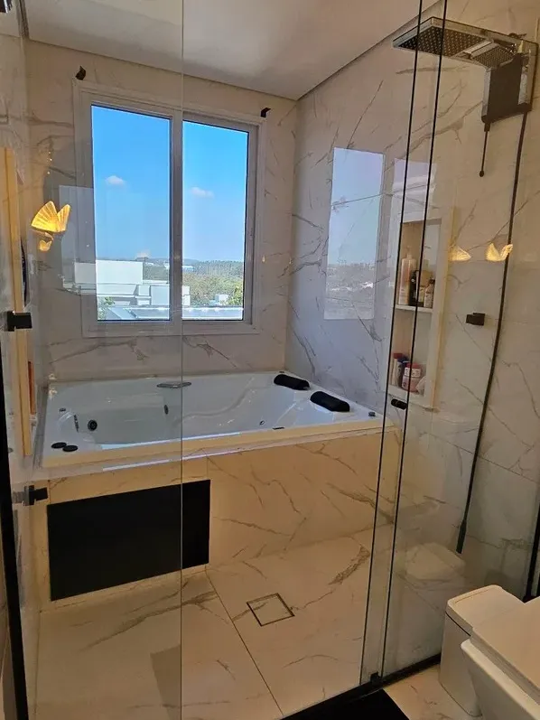 Sobrado com 3 Suítes à Venda no Terras de São Francisco em Sorocaba