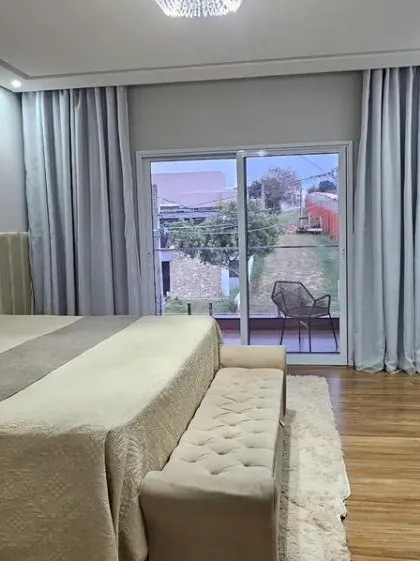 Sobrado com 3 Suítes à Venda no Terras de São Francisco em Sorocaba