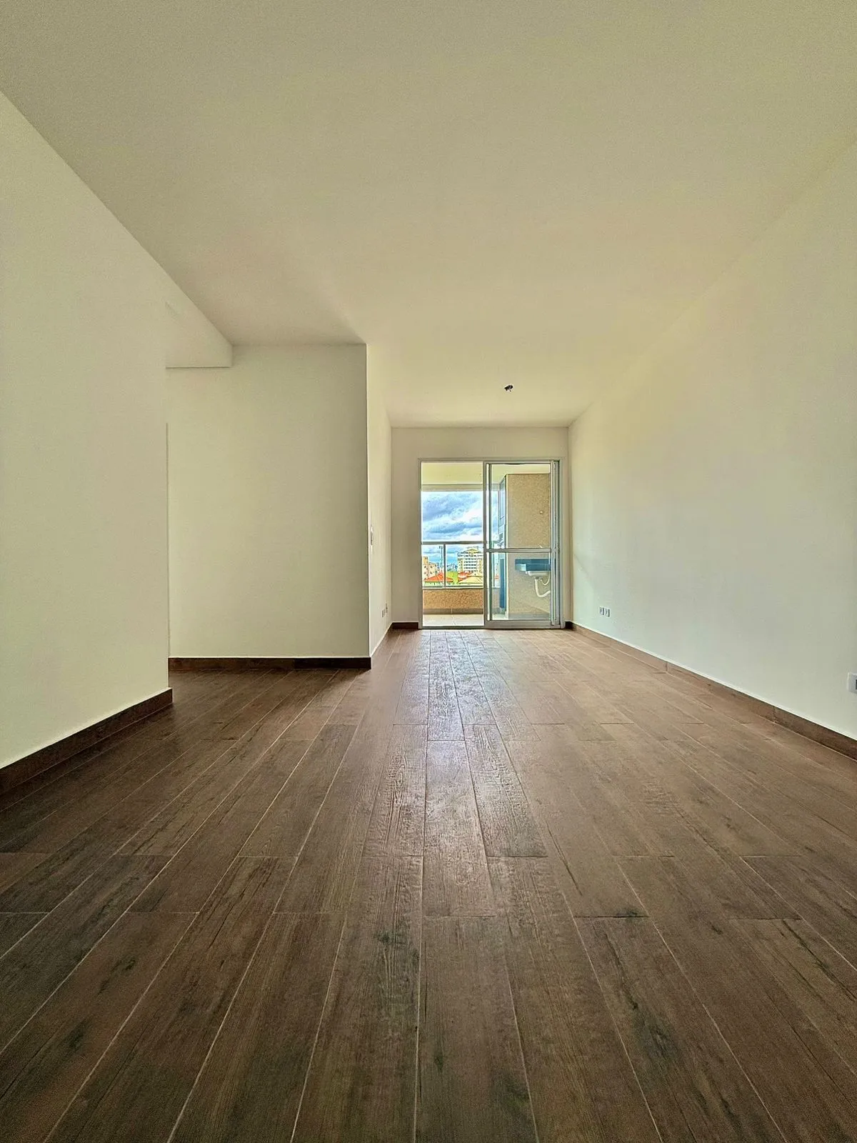 Apartamento à Venda com 3 dormitórios e área gourmet com vista incrível, 93m² no Condomínio Petra Living em Sorocaba/SP