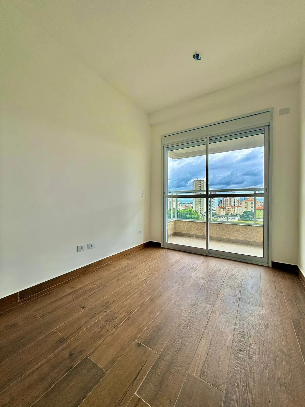 Apartamento à Venda com 3 dormitórios e área gourmet com vista incrível, 93m² no Condomínio Petra Living em Sorocaba/SP