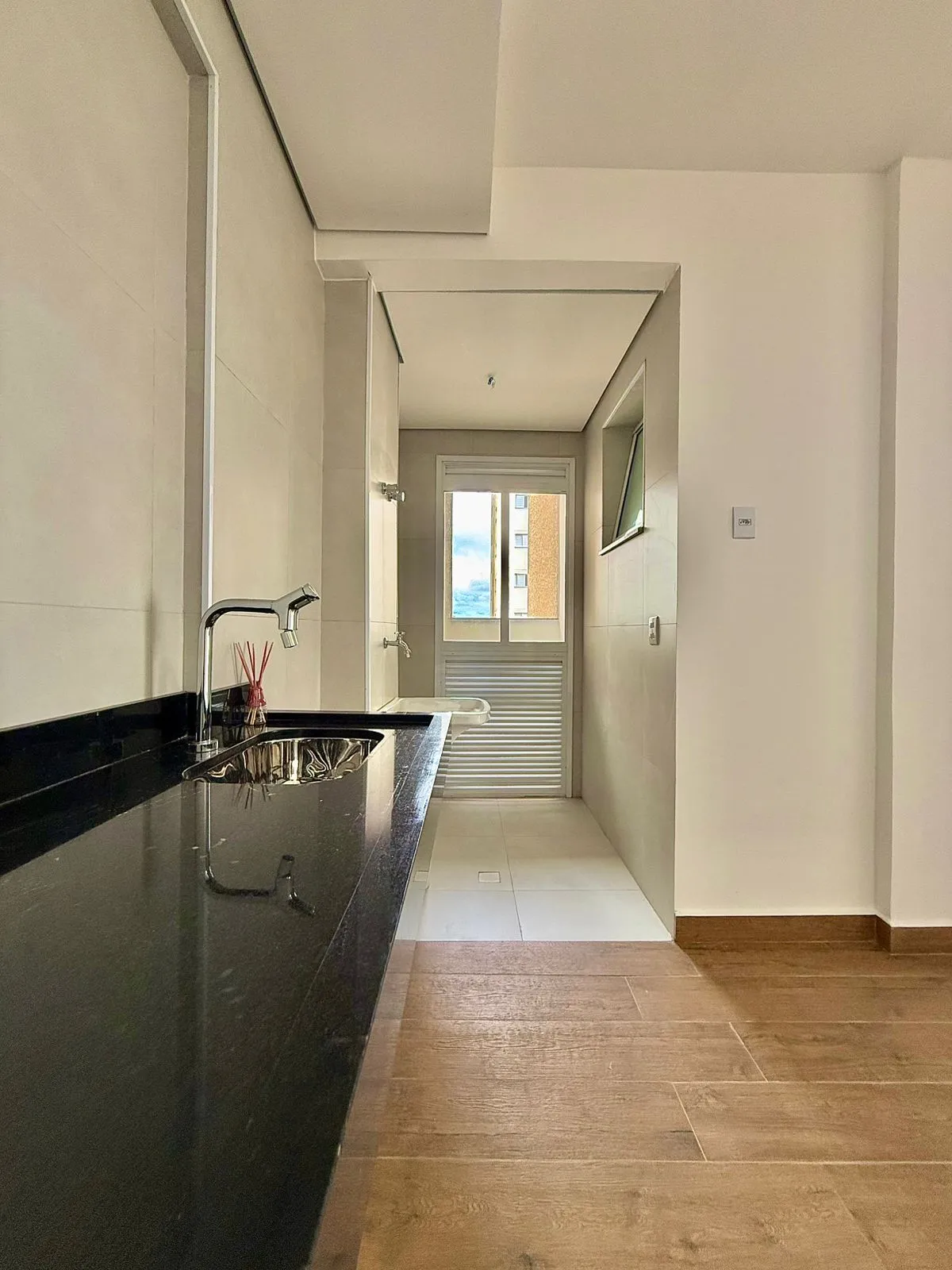 Apartamento à Venda com 3 dormitórios e área gourmet com vista incrível, 93m² no Condomínio Petra Living em Sorocaba/SP