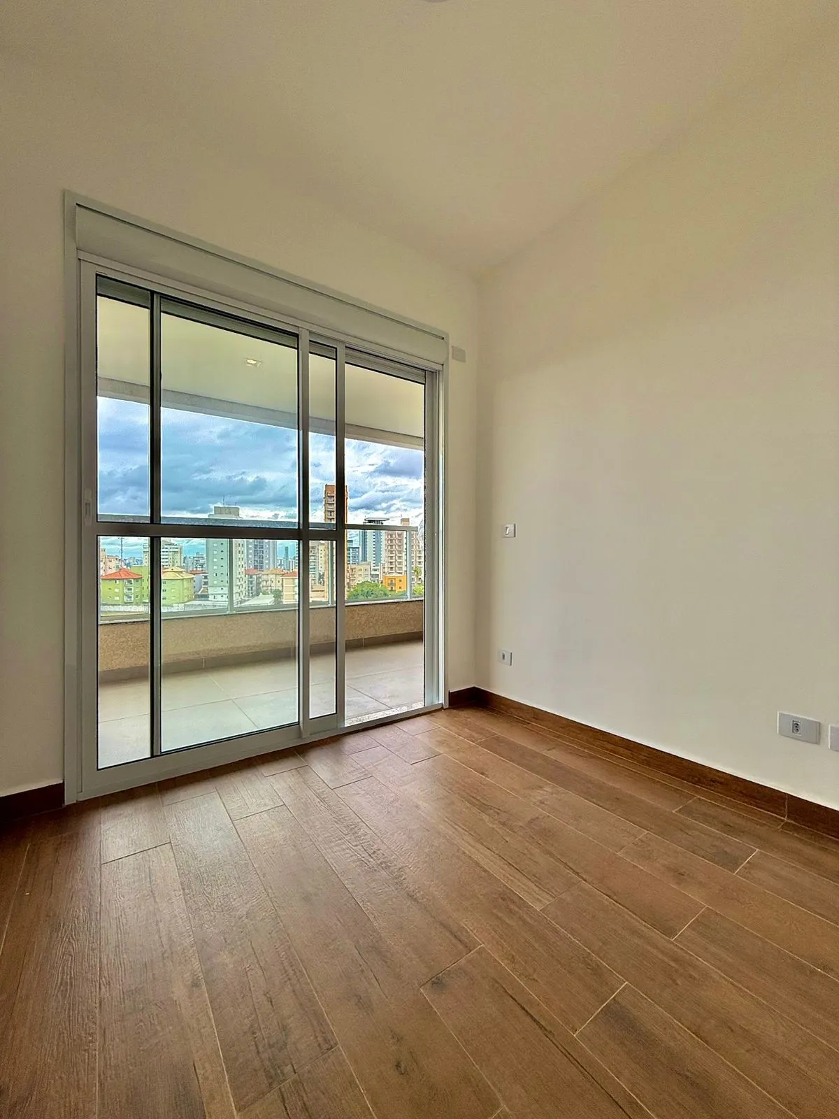 Apartamento à Venda com 3 dormitórios e área gourmet com vista incrível, 93m² no Condomínio Petra Living em Sorocaba/SP