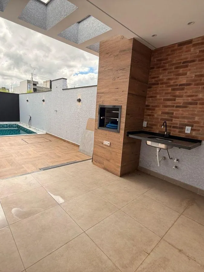 Casa Térrea à Venda com 3 suítes e área gourmet com piscina, 143m² no Condomínio Reserva Ipanema em Sorocaba/SP
