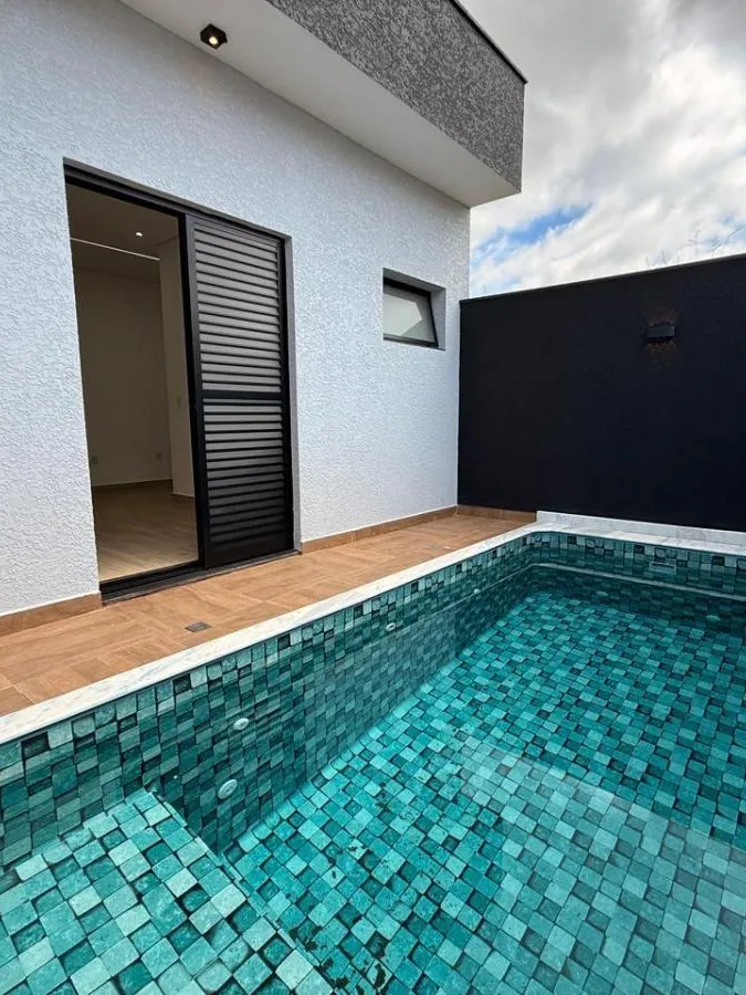 Casa Térrea à Venda com 3 suítes e área gourmet com piscina, 143m² no Condomínio Reserva Ipanema em Sorocaba/SP