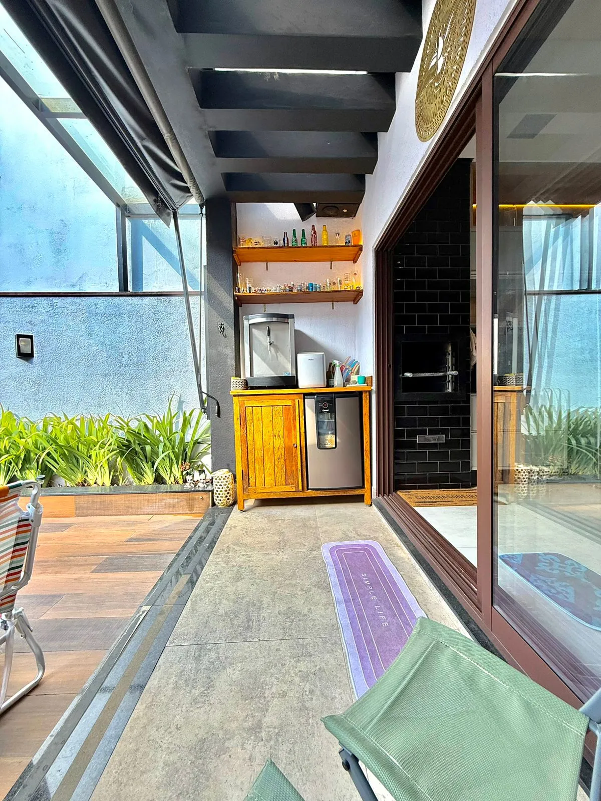 Casa Térrea Mobiliada à Venda com 3 dormitórios e área gourmet c/ piscina no Condomínio Villagio Di Capri