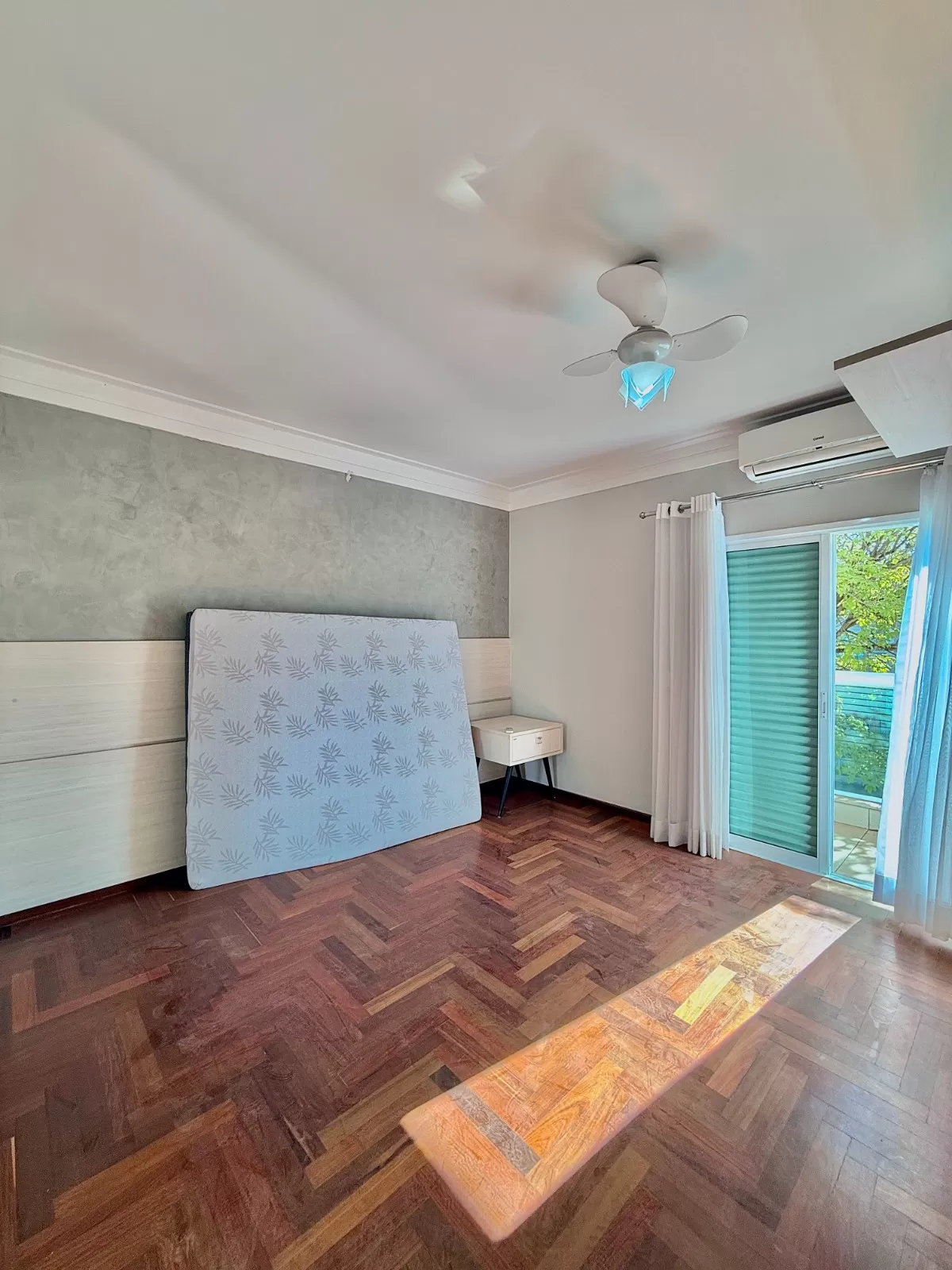 Imóvel de Esquina à Venda no Condomínio Villa dos Inglezes em Sorocaba/SP