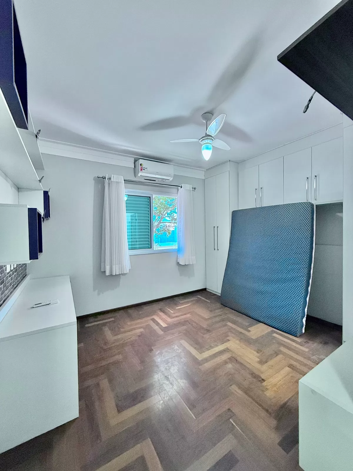 Imóvel de Esquina à Venda no Condomínio Villa dos Inglezes em Sorocaba/SP