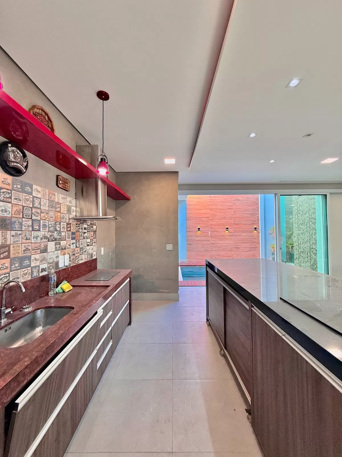 Imóvel de Esquina à Venda no Condomínio Villa dos Inglezes em Sorocaba/SP