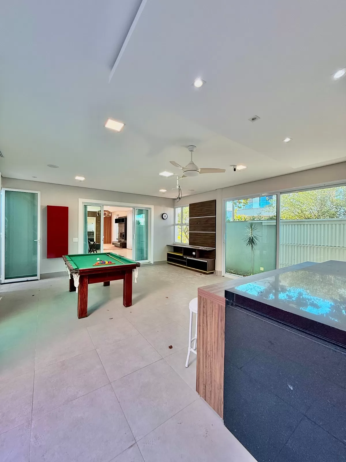 Imóvel de Esquina à Venda no Condomínio Villa dos Inglezes em Sorocaba/SP