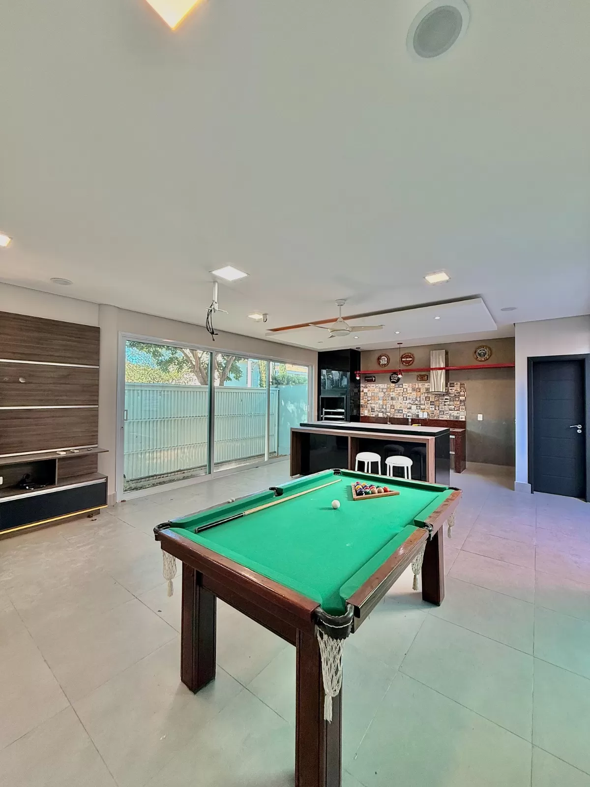 Imóvel de Esquina à Venda no Condomínio Villa dos Inglezes em Sorocaba/SP