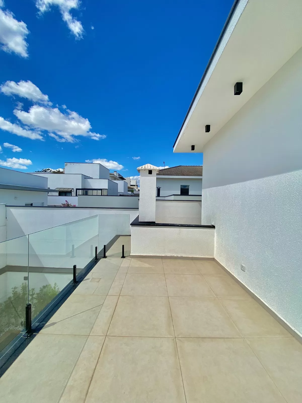 Maravilhoso Sobrado à Venda no Chácara Ondina em Sorocaba/SP