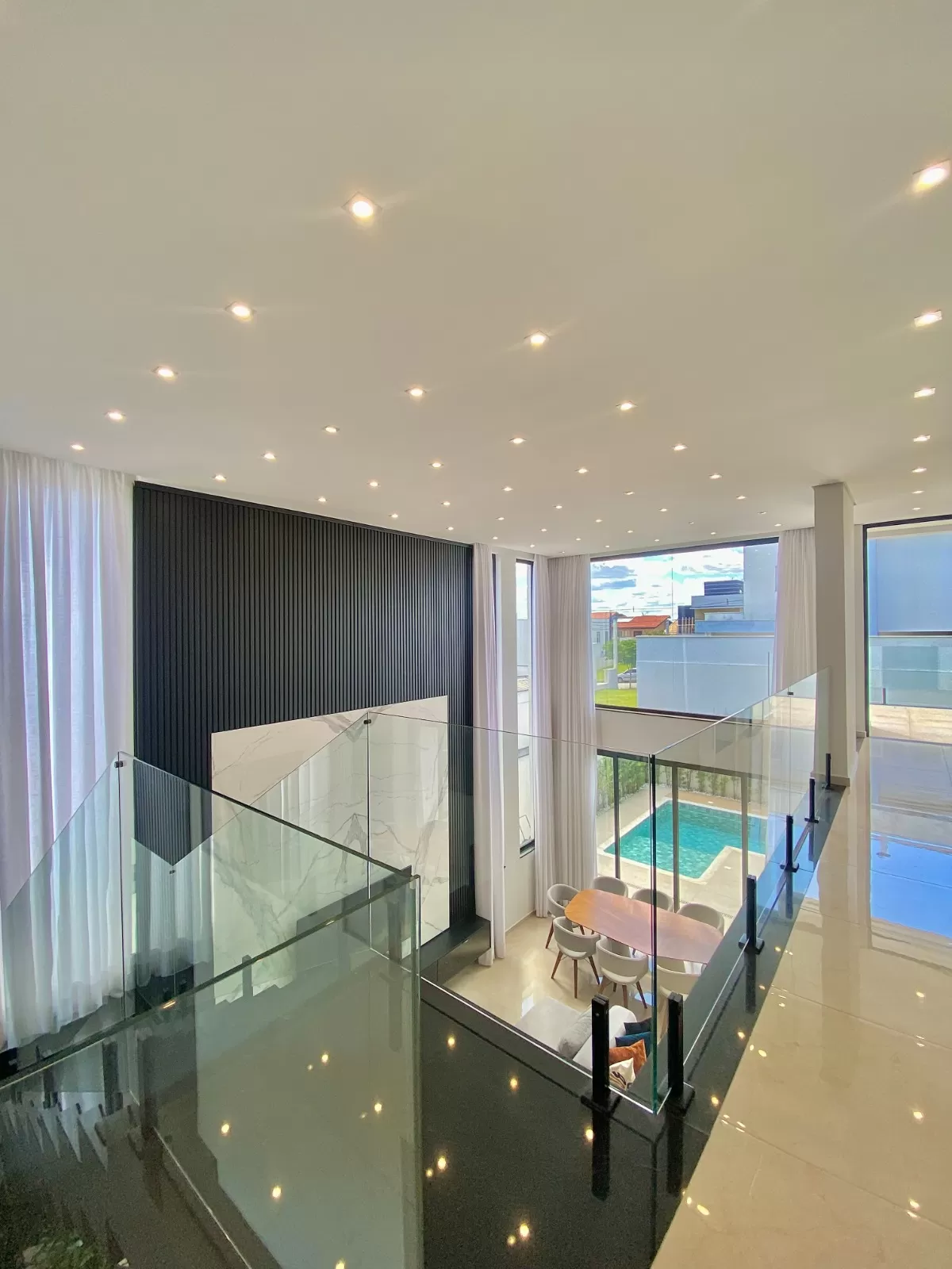 Maravilhoso Sobrado à Venda no Chácara Ondina em Sorocaba/SP