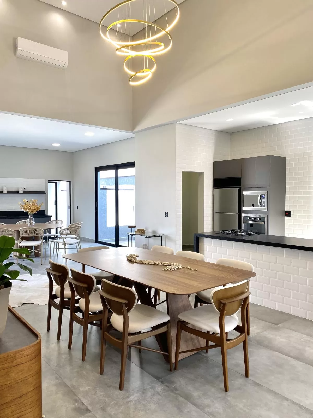 Linda Casa Térrea no Condomínio Chácara Ondina em Sorocaba/SP